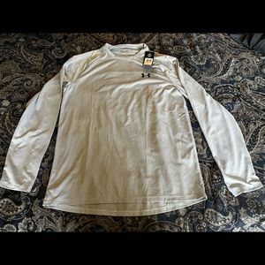 Under Armour Men’s long sleeve shirt